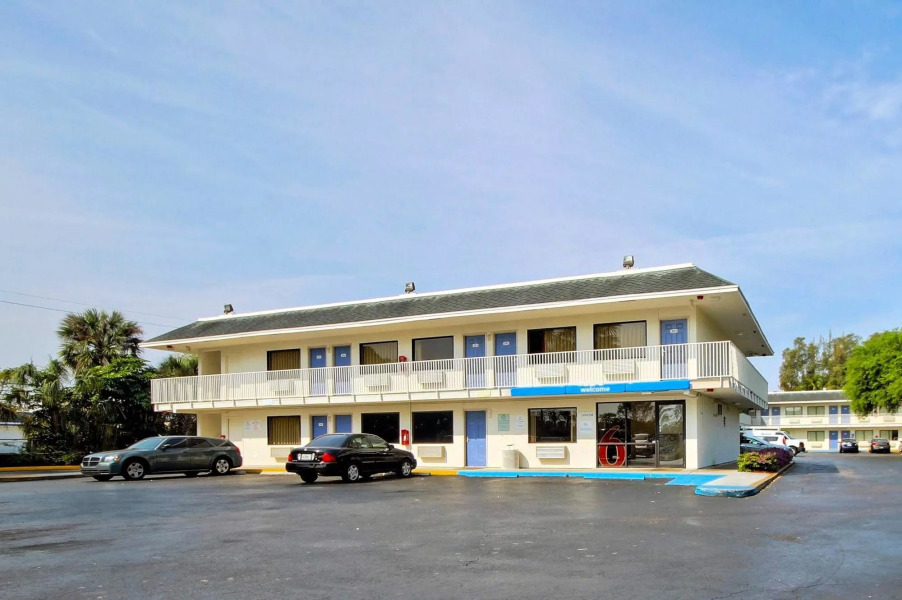Motel 6 Pompano Beach