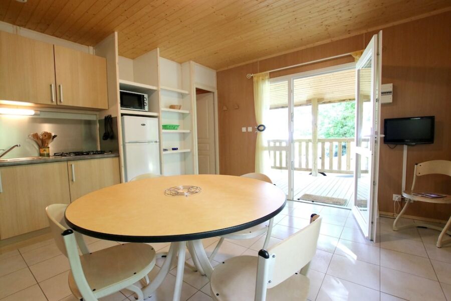 Chalet With 3 Bedrooms in Gravières, With Wonderful Mountain View, Poo