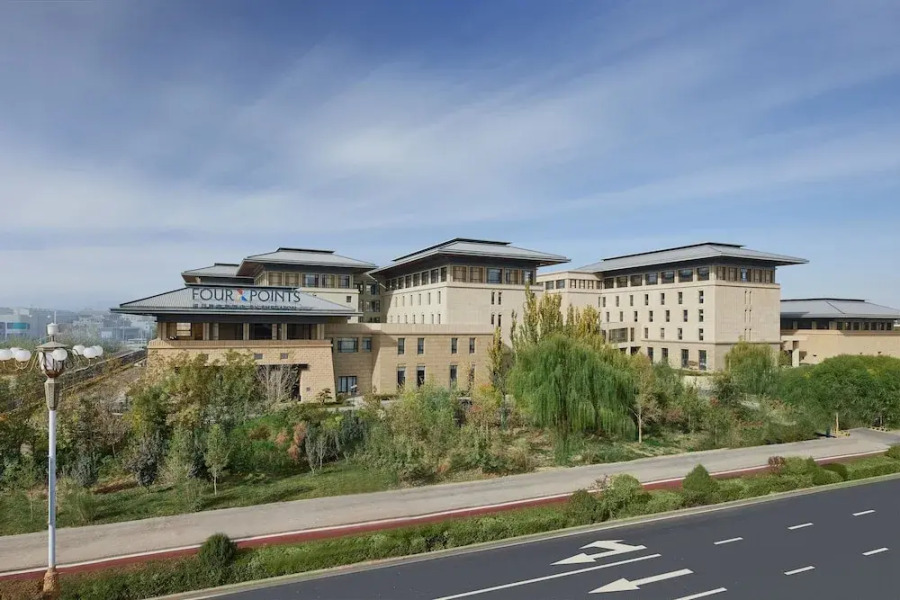 Four Points by Sheraton Dunhuang