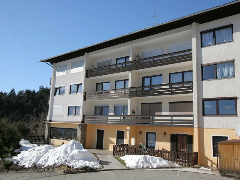 Appartment With Views to the Milstättersee and Pool in Summer