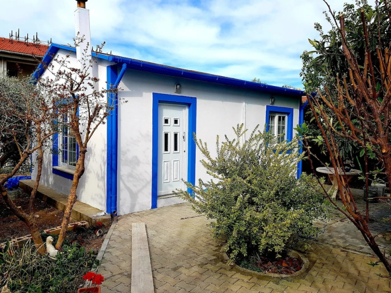 Pomegranate Cottage 1 Double Bedroom With Spectacular Mountain Sea View