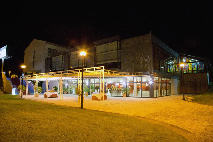 HQ La Galeria Hotel-Restaurante