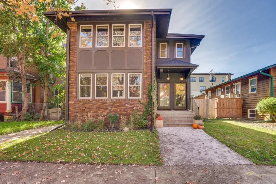 Pet-friendly Saint Paul Rental Near Downtown!