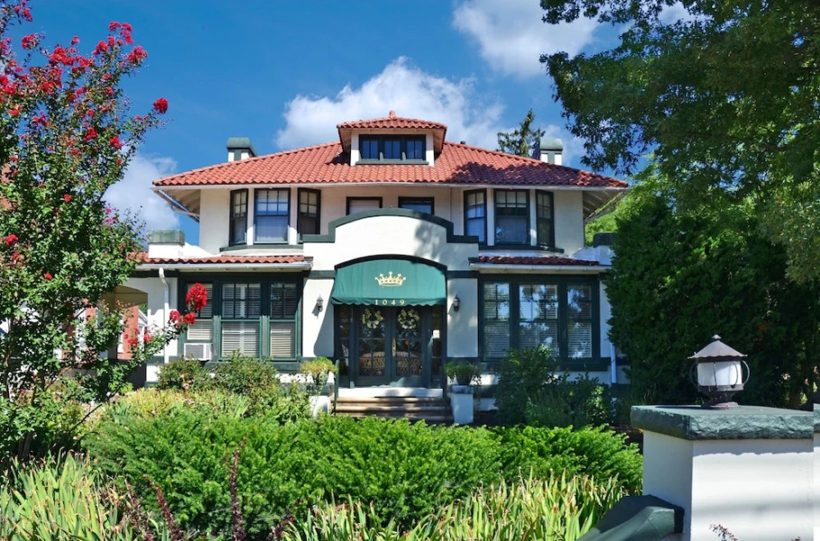 King's Cottage Bed & Breakfast