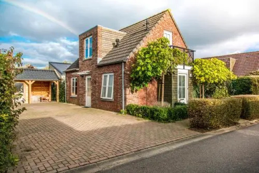 Vesting De Bronsbergen