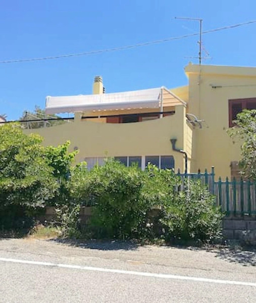 Villa With 3 Bedrooms in Magomadas, With Wonderful sea View, Terrace and Wifi Near the Beach