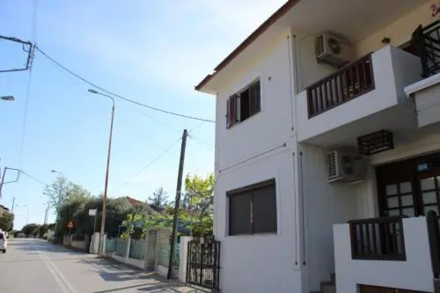 Stelios Apartments