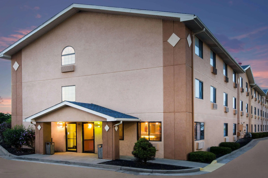 Super 8 By Wyndham Beckley