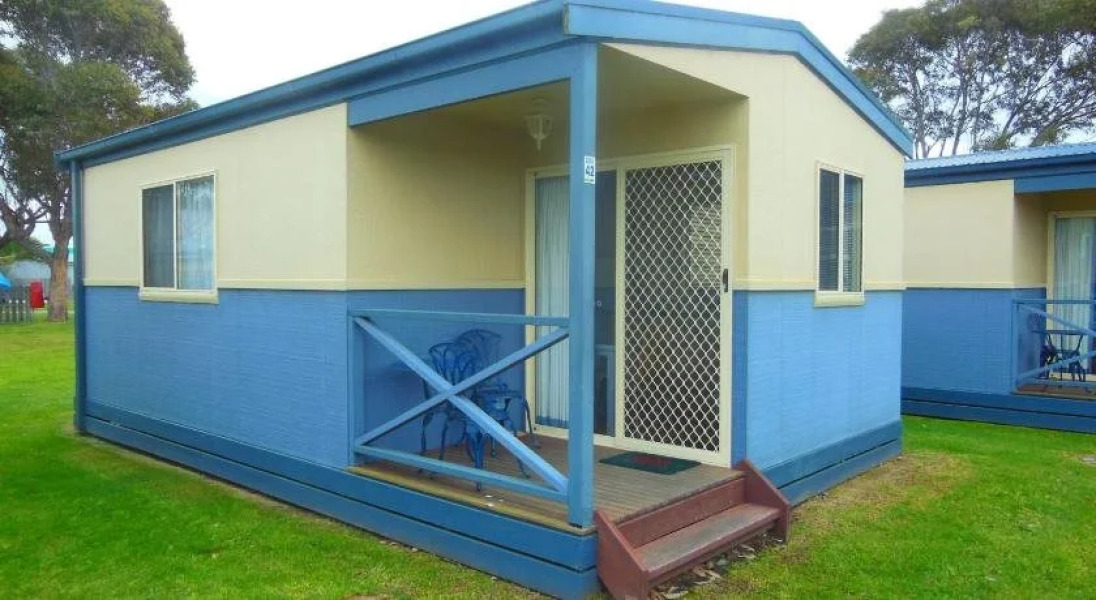 Waters Edge Holiday Park