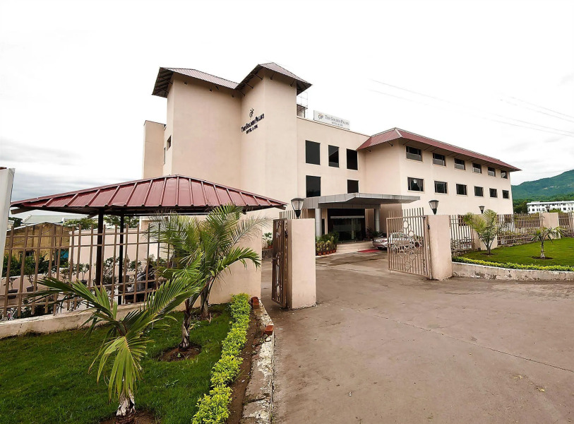 The Golden Palms Hotel & Spa