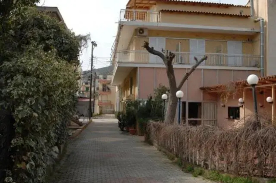 Dimitra Apartments
