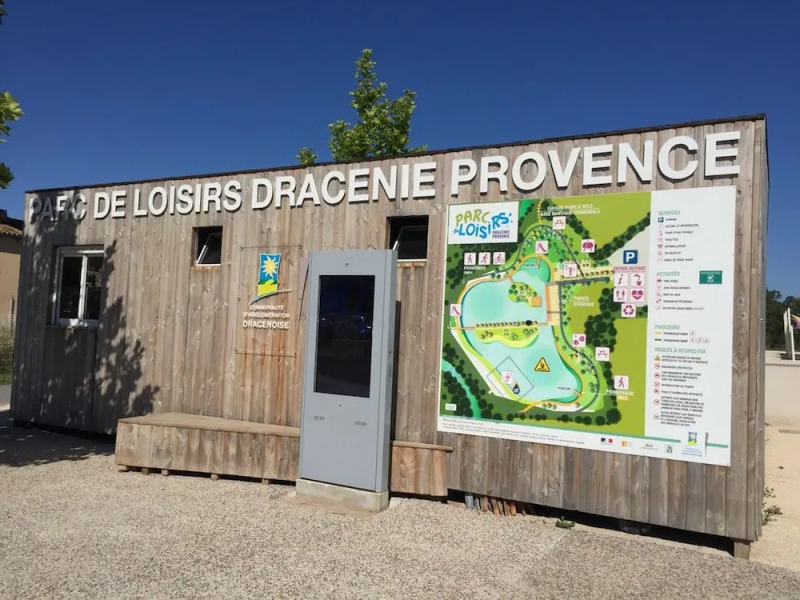 Apartment With one Bedroom in Vidauban, With Wonderful Mountain View, Private Pool, Enclosed Garden - 34 km From the Beach