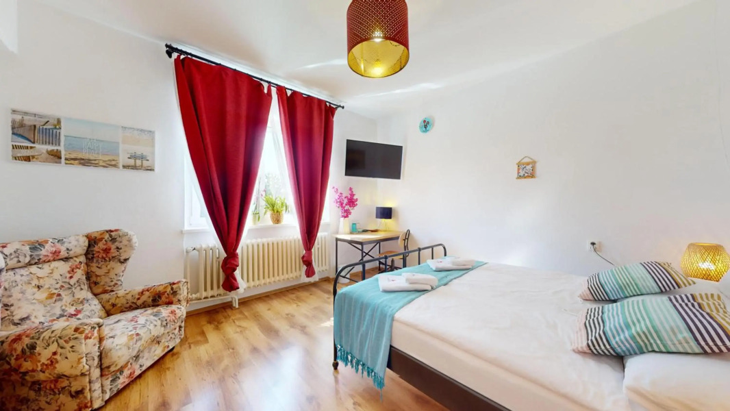 Ron De Mar #3 modern room