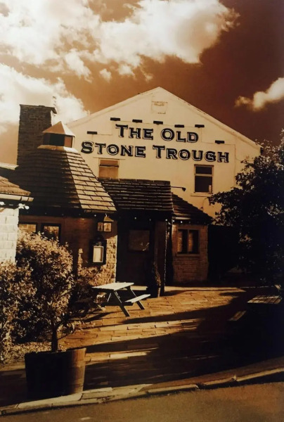The Old Stone Trough Country Lodge & Inn