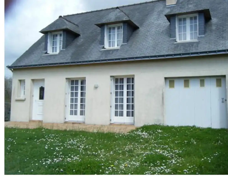 House With 4 Bedrooms in Locmariaquer, With Enclosed Garden - 3 km Fro
