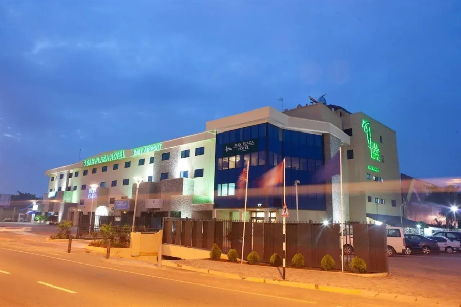 Oak Plaza Hotel - East Legon