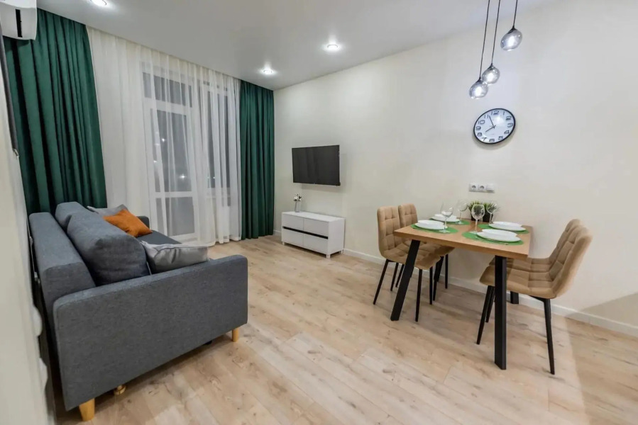 Апартаменты на ул. Сергея Джанбровского, 3