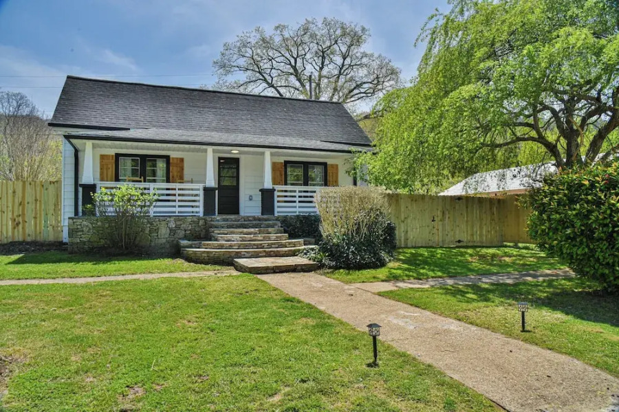 The Spruce House Cozy Home in Swannanoa