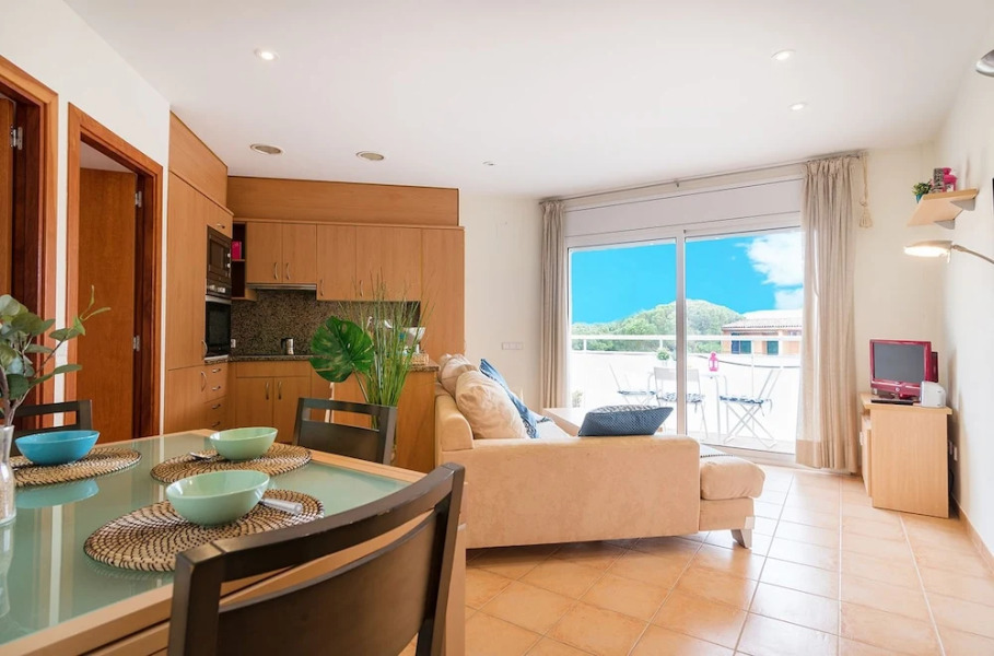 Acogedor apartamento La Fosca playa