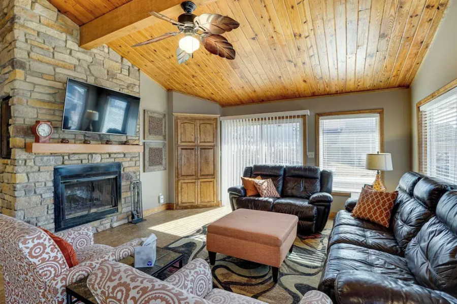 Private Dock: Lakefront Sunrise Beach Home