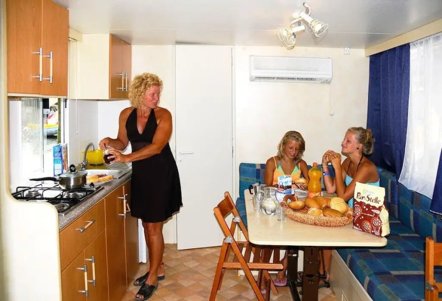 Camping Mario Village