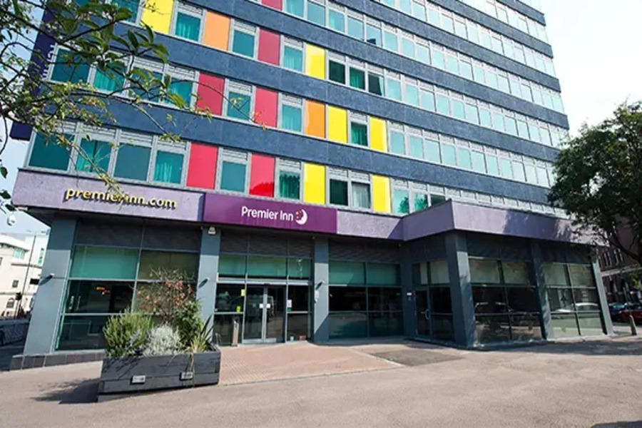 Premier Inn Leicester City Centre - Train Station