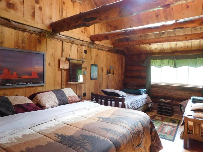 Abajo Haven Guest Cabins