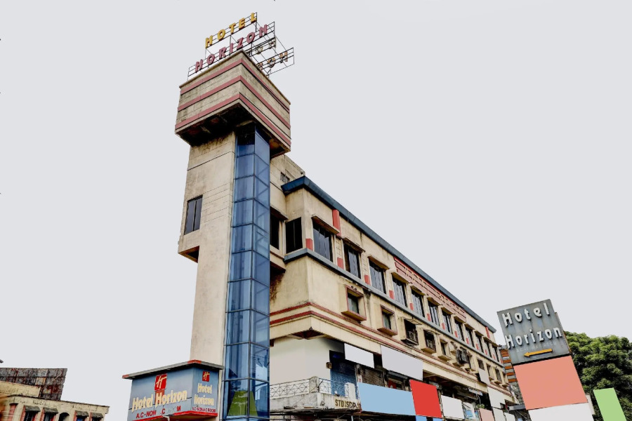 OYO 82574 Hotel Horizon