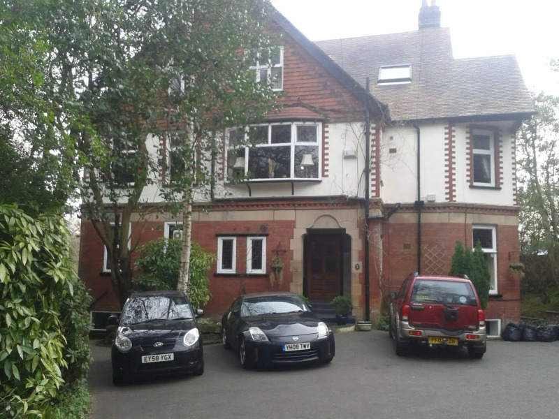 Oakfield Lodge Guest House Stockport