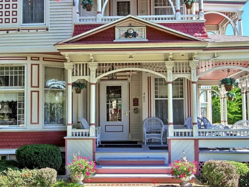 Grand Victorian B&B Inn