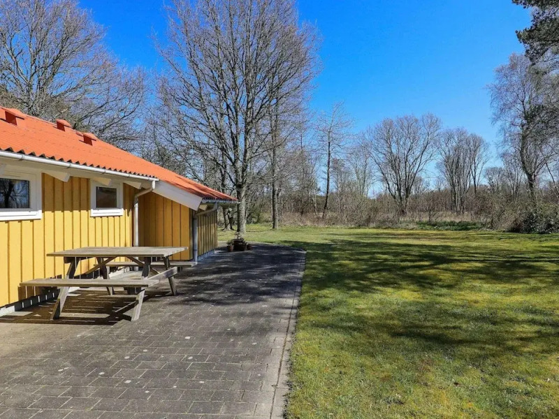 6 Person Holiday Home in Albaek