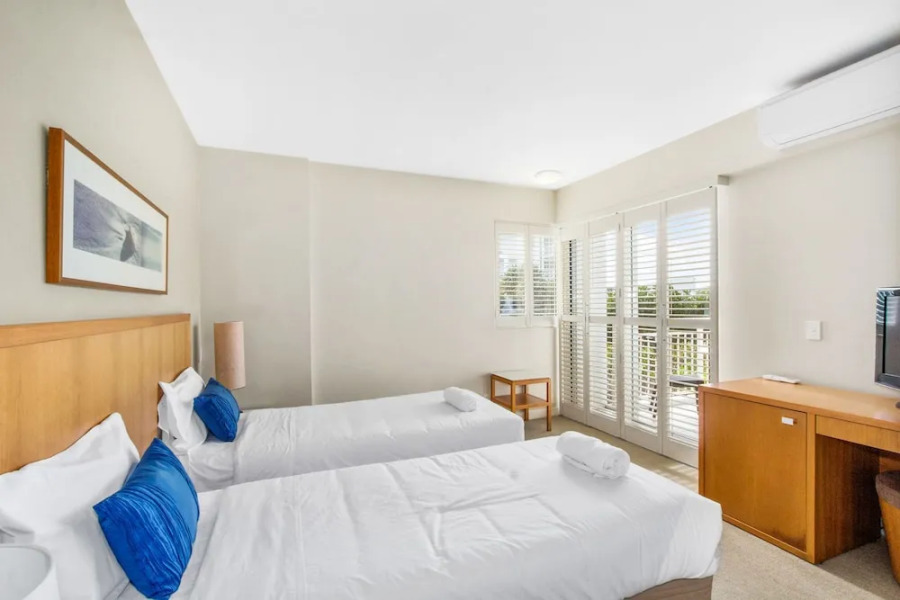 Resort On The Beach 4118/19