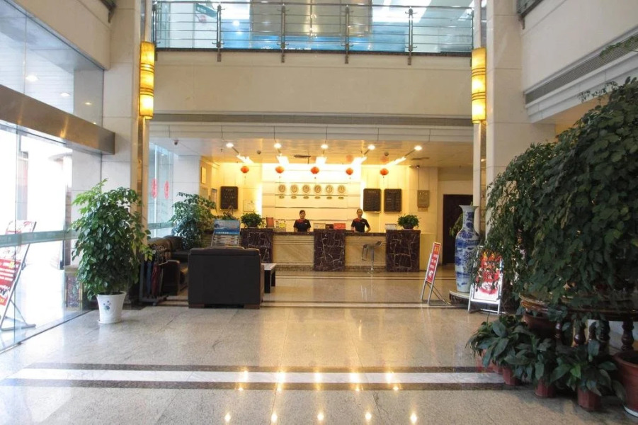 Yunxian Tianan , Power Hotel