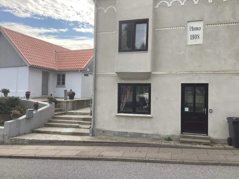 6 Person Holiday Home in Give