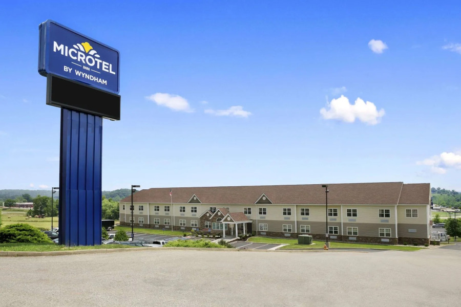 Microtel Inn & Suites by Wyndham Mineral Wells/Parkersburg
