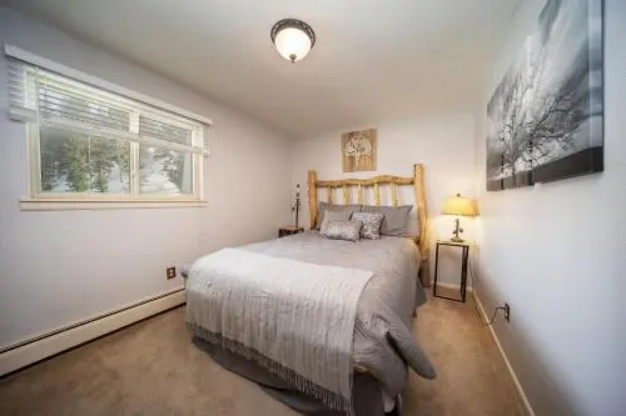 Hi Country Haus - 13-15 Condo