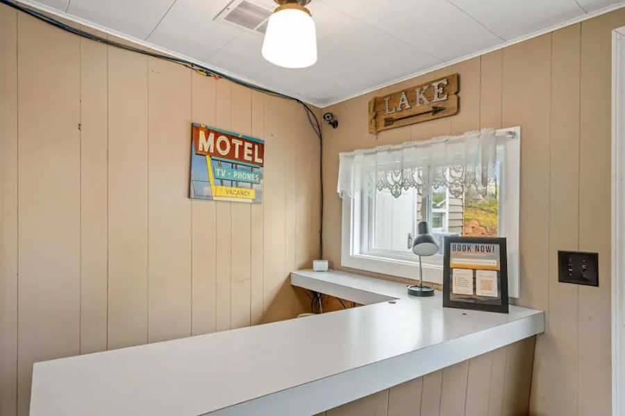 South Arm Retreats Standard Room 5