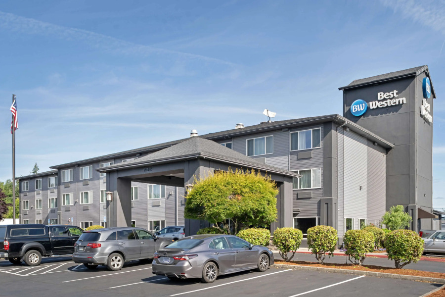 Best Western Cascade Inn & Suites