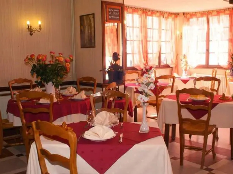 Logis Hotel Le Plat Detain