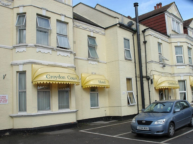 Croydon Court