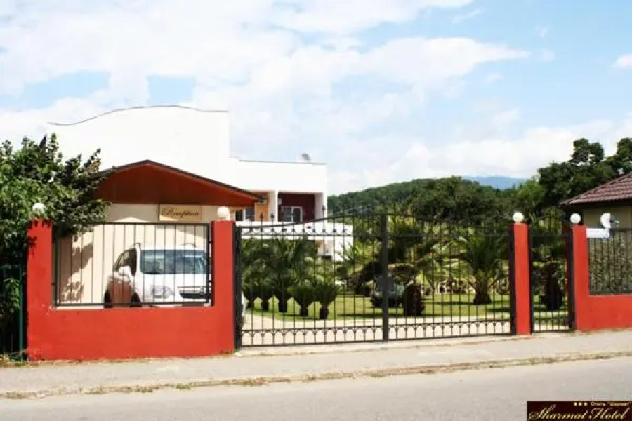 Hotel Sharmat