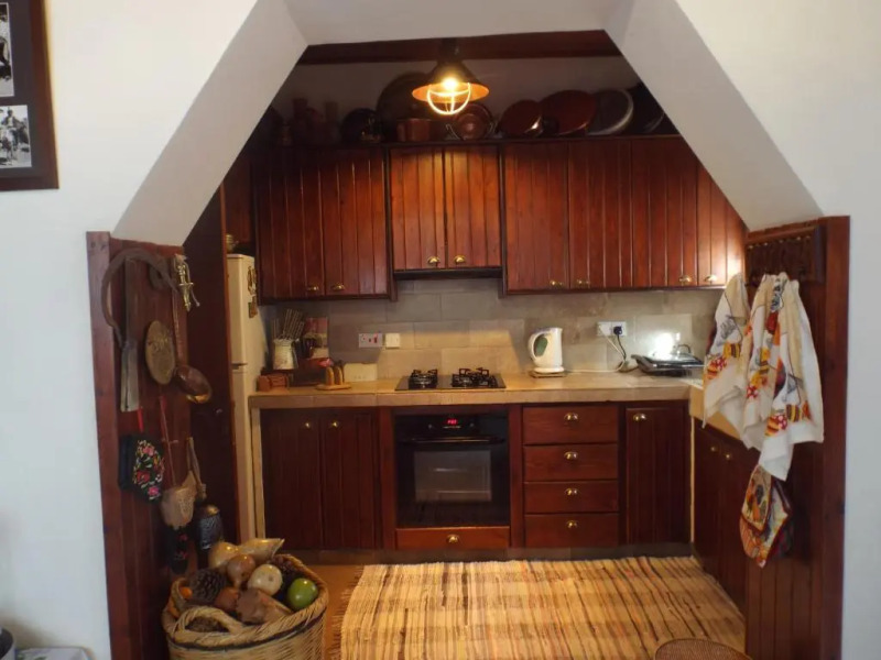 The Pomegranate's House