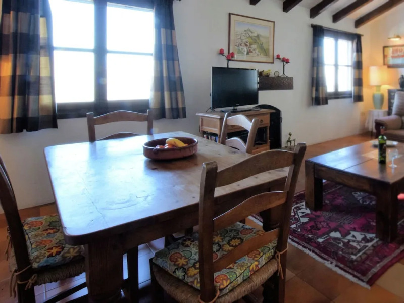 Nice Holiday Home With Private Pool and Beautiful Views of the sea and Mountains