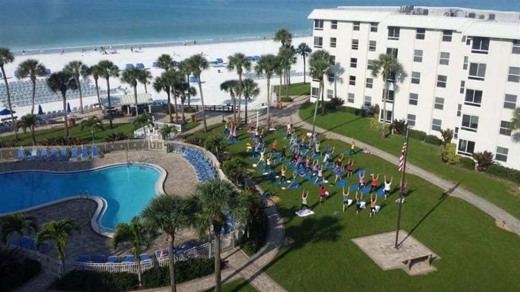 Sarasota Surf and Racquet Club