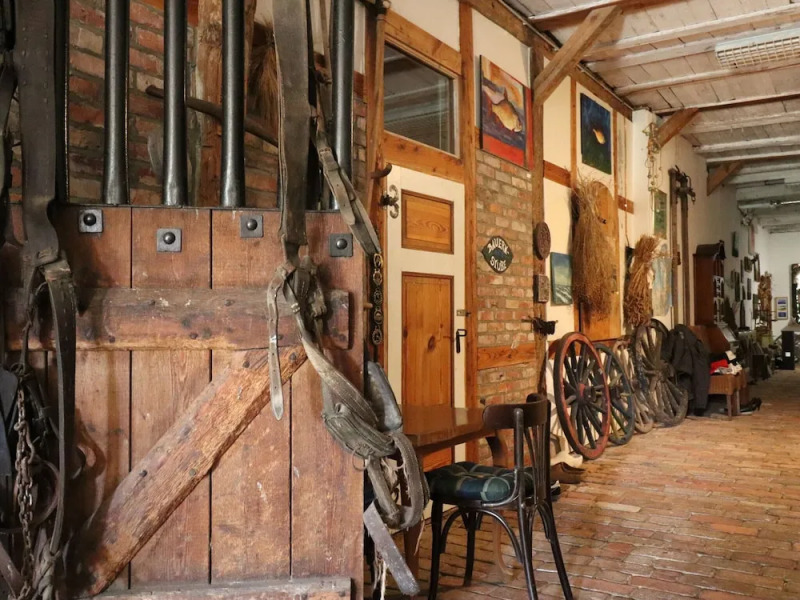 Besondere Ferienwohnung Bibliothek in Buschhagen