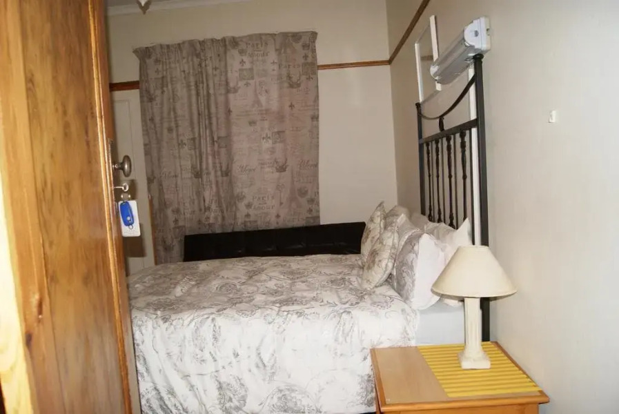 The Planes Guest House