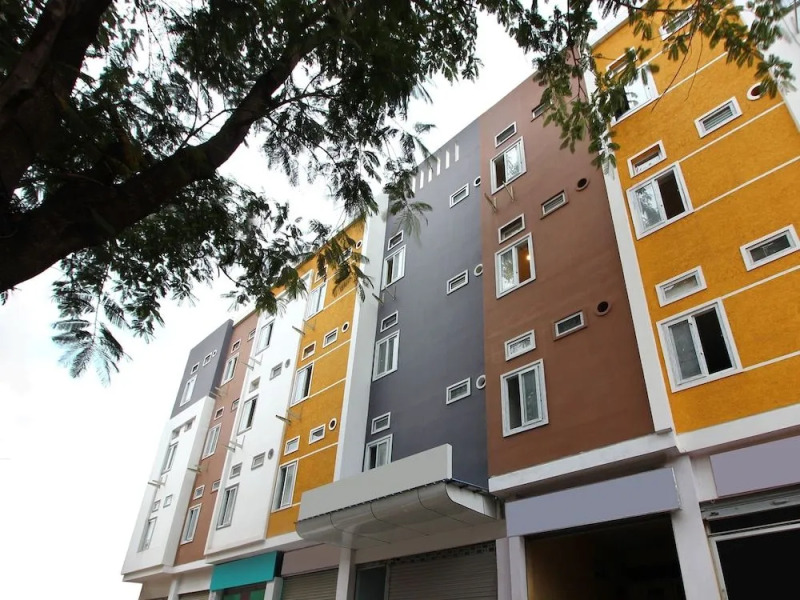 OYO 13636 Sri Vinayaka Grand