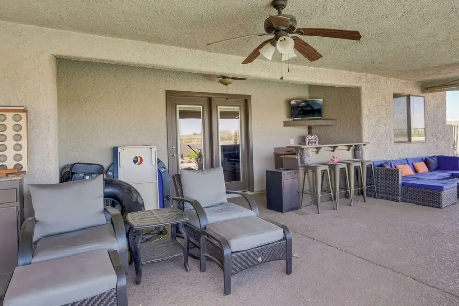 4 Mi to Lake Havasu State Park: Home w/ Mtn Views!