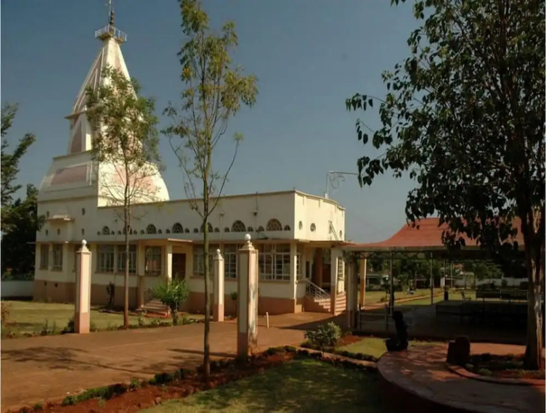 Chel and Vade Cottages