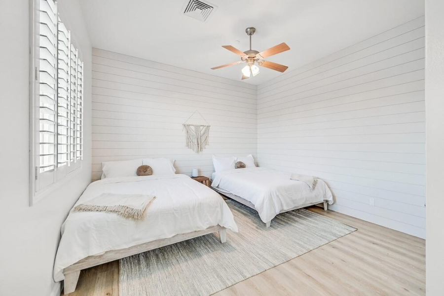 Villa Oasis A Stunning Pool Experience Minutes to Vegas Strip Spa Waterfall RV Parking 5 Bedrms 6 Beds 1 Story